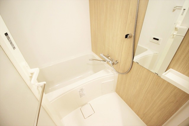 バス・シャワールーム　９０６号室の写真です