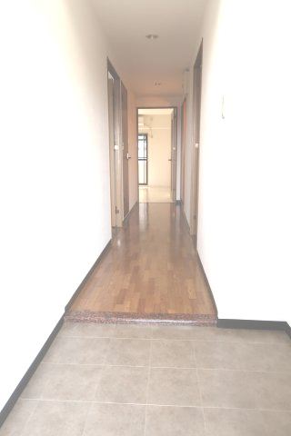 玄関　グランシャリオンゆけむり坂(GoodHome)