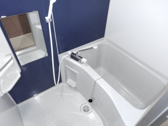 バス・シャワールーム　風呂
