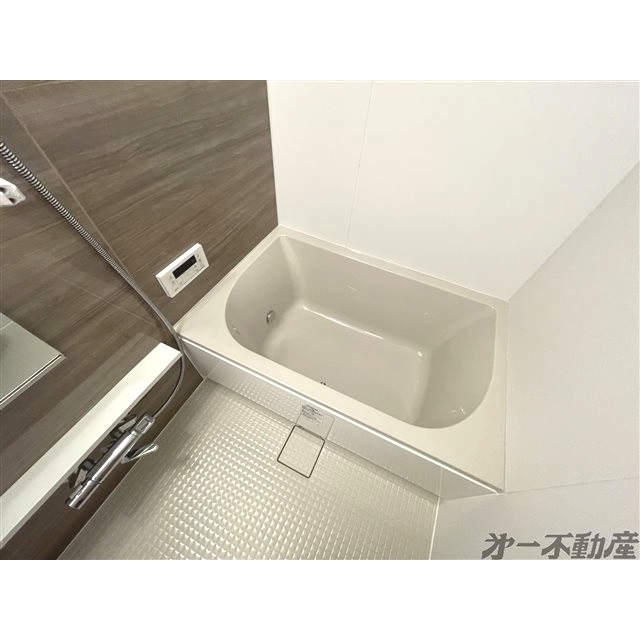 バス・シャワールーム　バスルーム