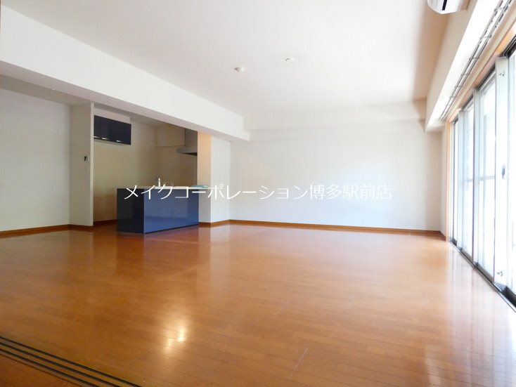 居室・リビング　※入居中の為別部屋写真使用現状優先