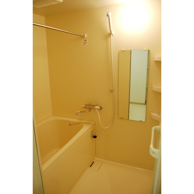 バス・シャワールーム　浴室乾燥機付き