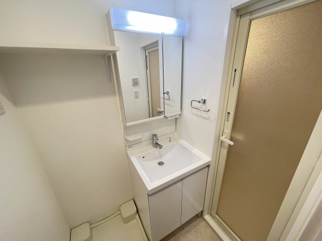 洗面設備　広い洗面スペース