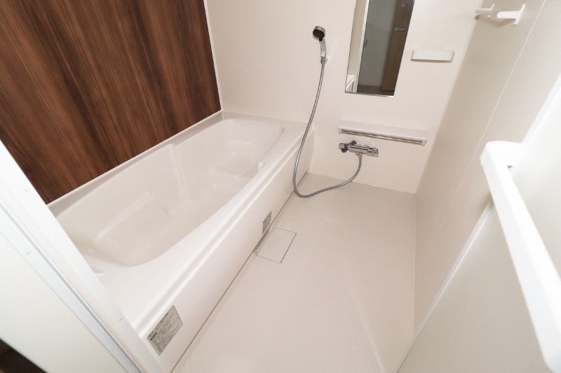 バス・シャワールーム　図面と現状に相違がある場合には現状を優先