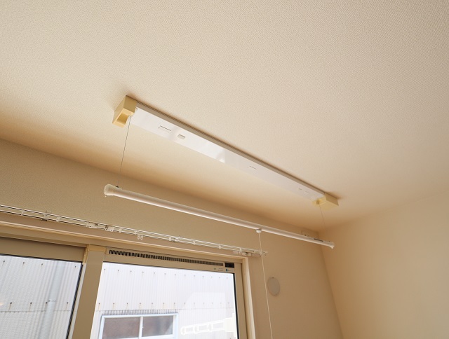 その他設備　室内物干し