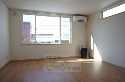 居室・リビング　陽当たり良好なお部屋です♪