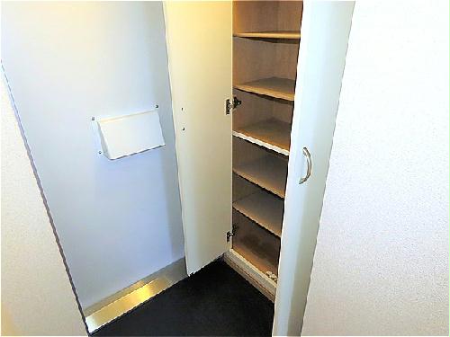 玄関　シューズボックスあり