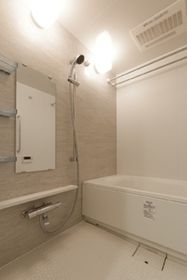 バス・シャワールーム　日々の暮らしに欠かせないお風呂です