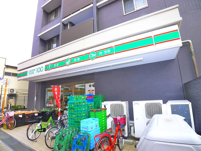 コンビニ　100円ローソン（コンビニ）まで221m