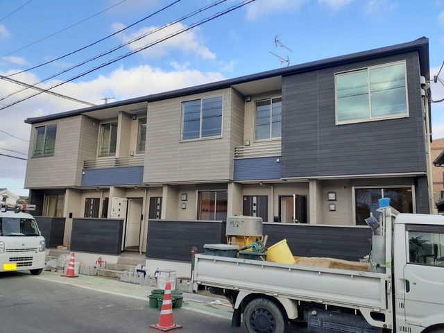 建物外観　建設中