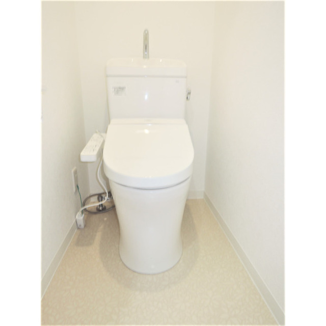 トイレ　シャワートイレ