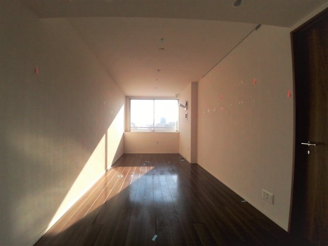 居室・リビング　【メゾンカルム本郷】