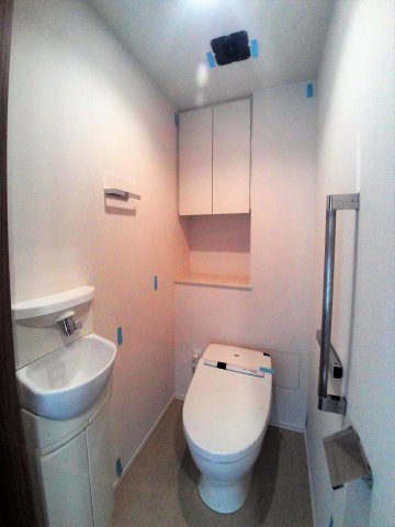 トイレ　【メゾンカルム本郷】