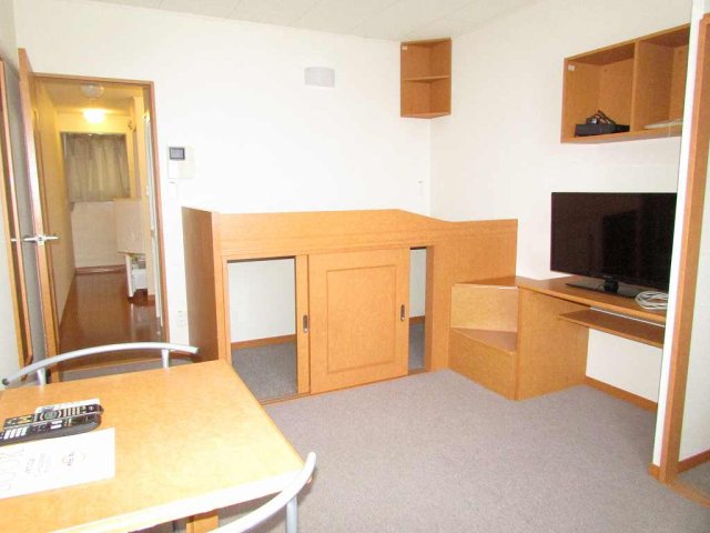 居室・リビング　テレビのタイプはお部屋により異なります。