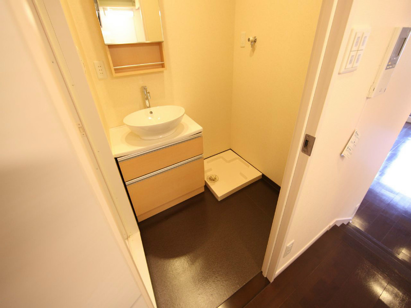 洗面設備　脱衣所　独立洗面台　室内洗濯機置場