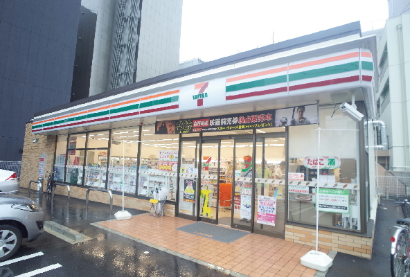 コンビニ　セブンイレブン 名古屋葵３丁目東店（コンビニ）まで138m