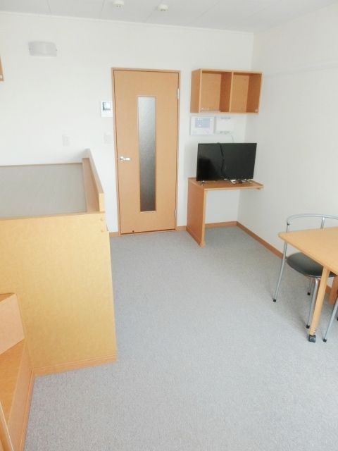 その他部屋・スペース　2階はカーペット仕様