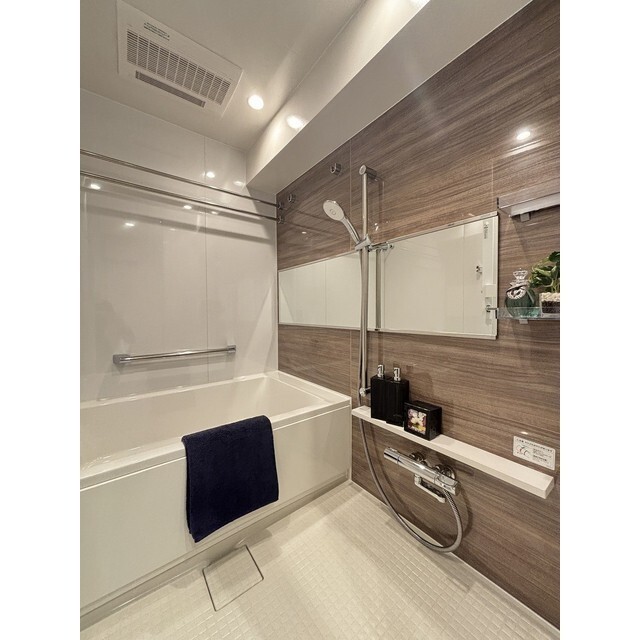 バス・シャワールーム　※家具・家電の備え付けはありません