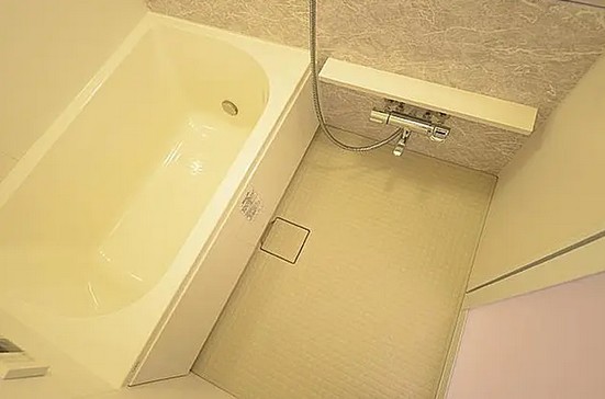 バス・シャワールーム　風呂