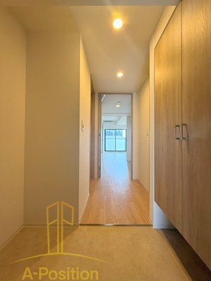 玄関　Alivis九条