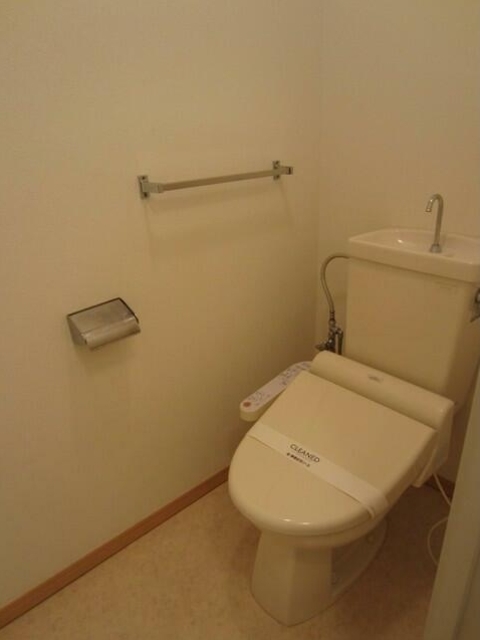 トイレ　別部屋同仕様タイプ