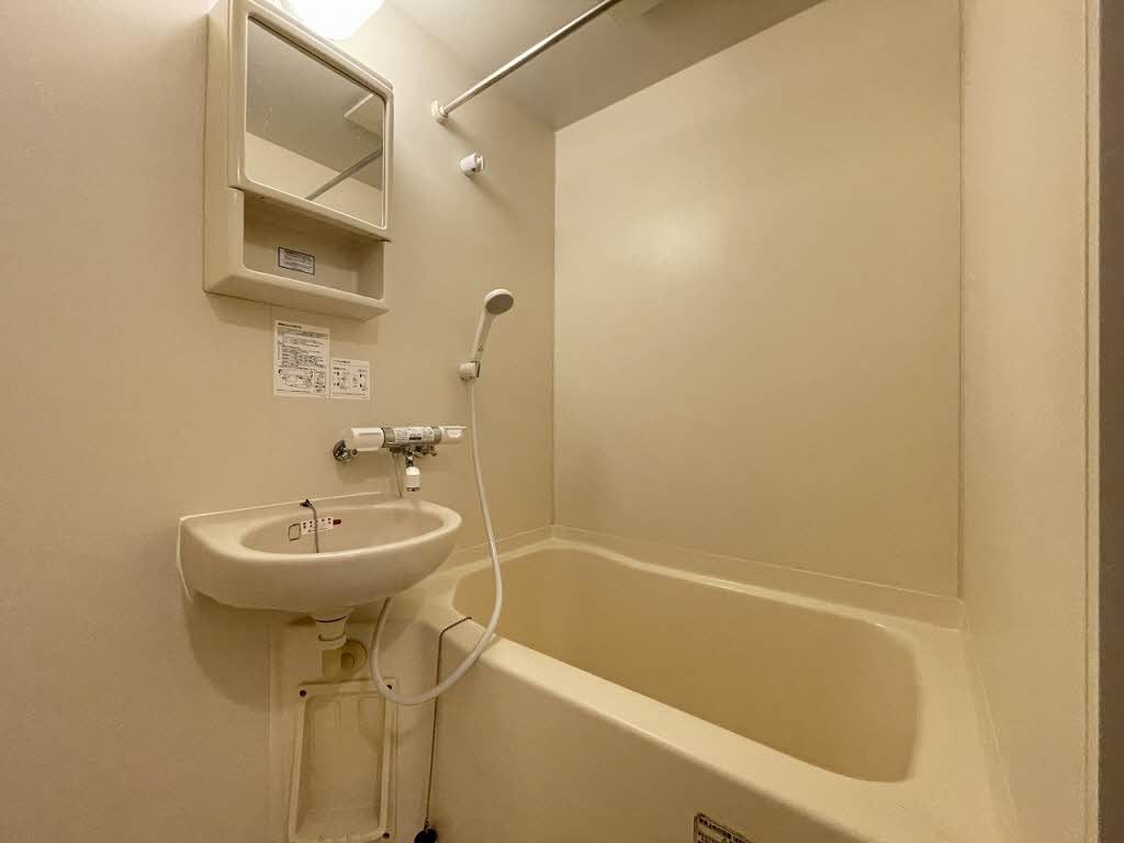 バス・シャワールーム　浴室