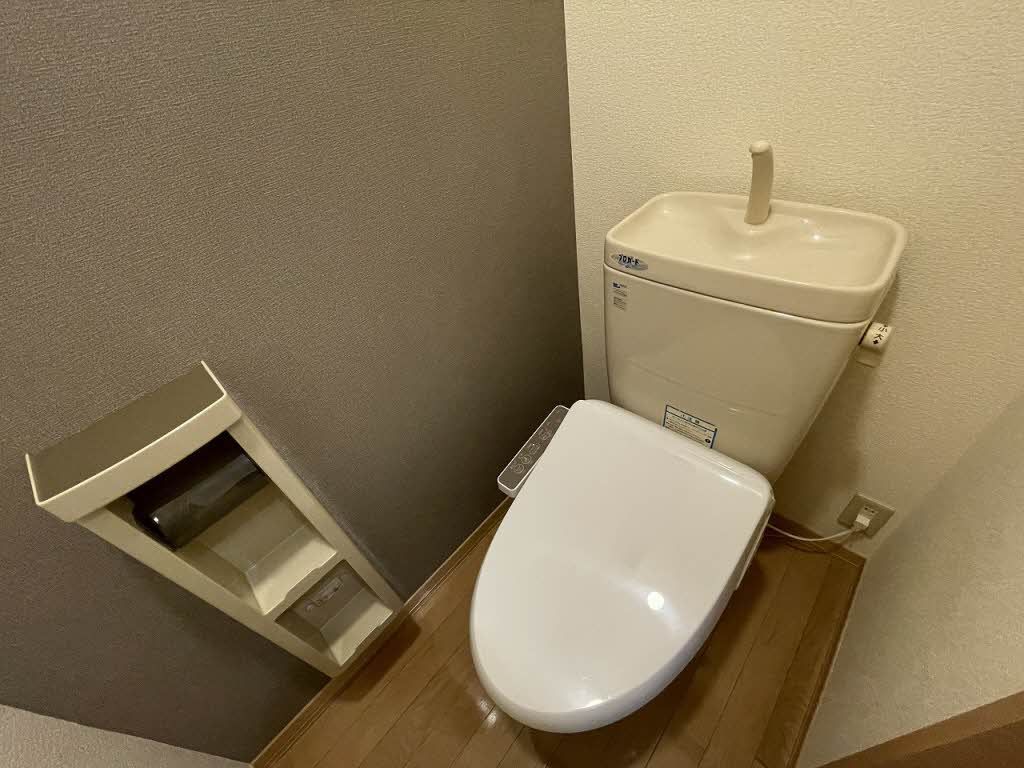 トイレ　トイレ