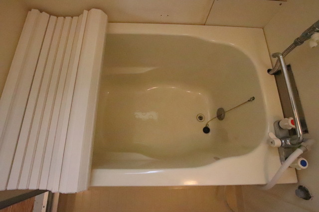 バス・シャワールーム　追い炊き機能付きです！