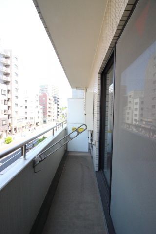 バルコニー　（別タイプ参考写真）シティハイツ根津　文京区根津1