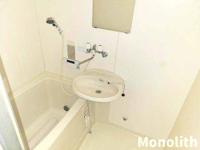 バス・シャワールーム　追い焚き付き