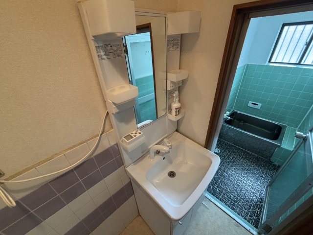 洗面設備　洗面所です