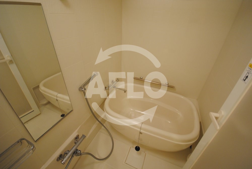 バス・シャワールーム　willDo南森町　浴室