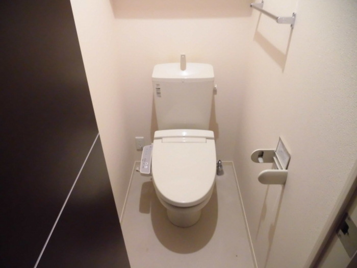 ＪＲ左沢線 南寒河江駅 徒歩8分 2階建 築12年のトイレ写真