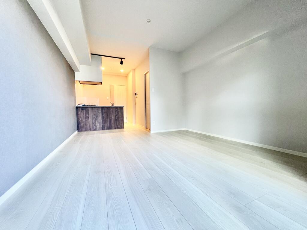 居室・リビング　※同物件、別号室の写真