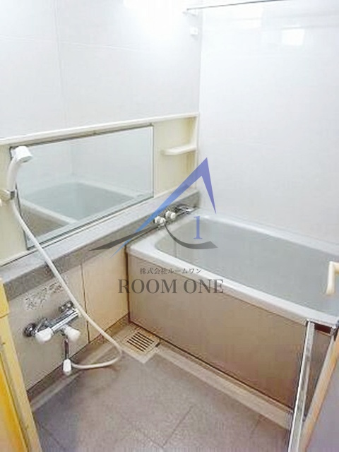 バス・シャワールーム　お風呂です。