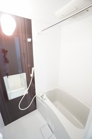 バス・シャワールーム　※同タイプの写真です。