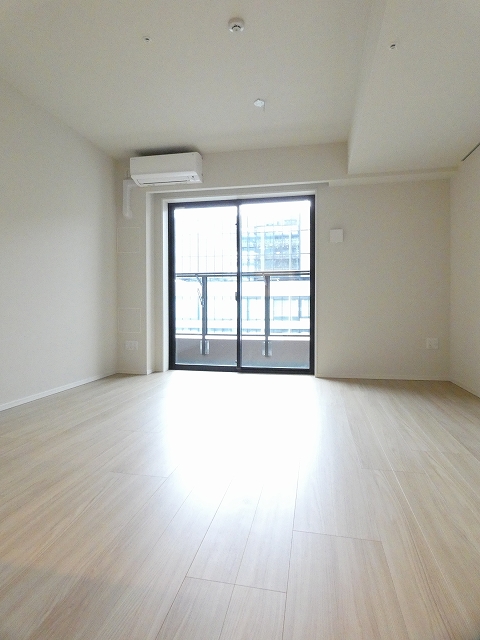 居室・リビング　内観