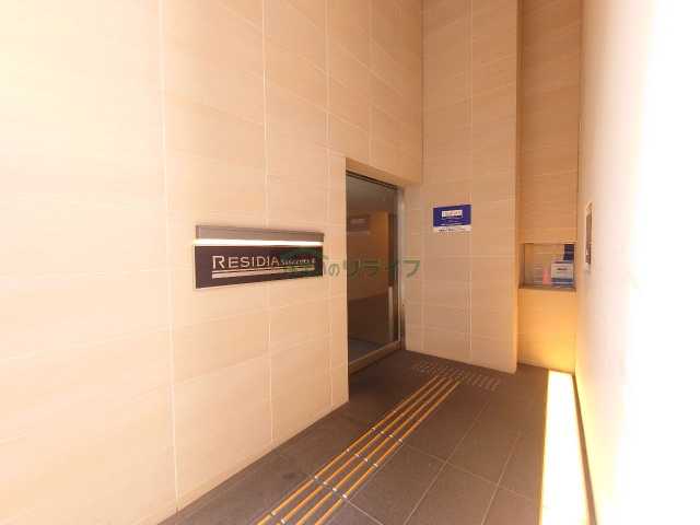 エントランス　リライフ下北沢店
