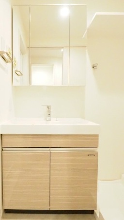 洗面設備　同シリーズ参考写真