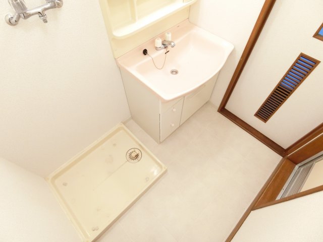 洗面設備　同物件別部屋