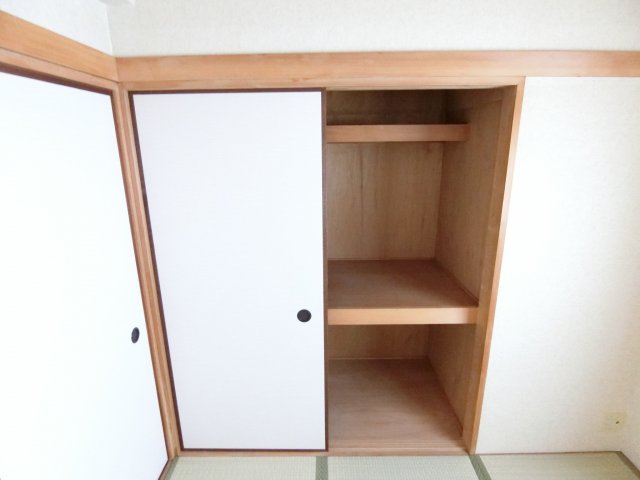 収納　同物件別部屋