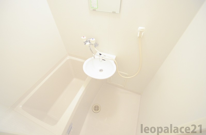 バス・シャワールーム　浴室換気乾燥機