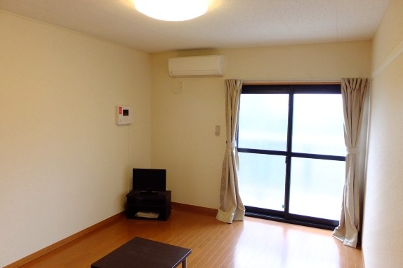 その他部屋・スペース　同タイプ室内※ローテーブル・カーテンは付きません