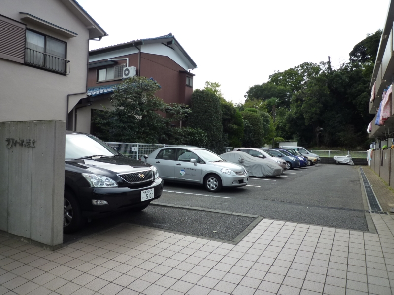 駐車場　平置き♪