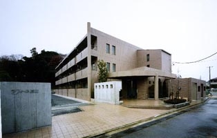 建物外観　人気のトレッサ横浜まで徒歩７分！