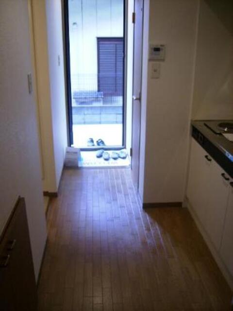 玄関　廊下～玄関