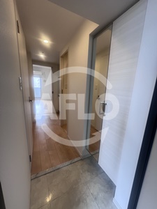 玄関　フォレストグレイス城東中央II 　玄関