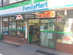 コンビニ　ファミリーマート柴崎千駄谷店（コンビニ）まで190m
