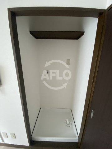 洗面設備　クレストTK　洗濯機置き場