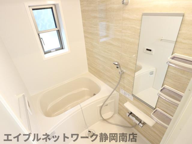 バス・シャワールーム　日々の暮らしに欠かせないお風呂です